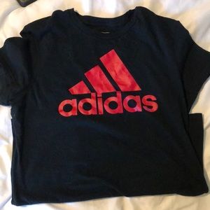 DO NOT BUY TRADING Adidas tee
